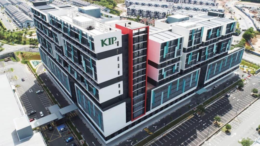Tulip Touch Homestay Kota Warisan Klia Sepang Buitenkant foto
